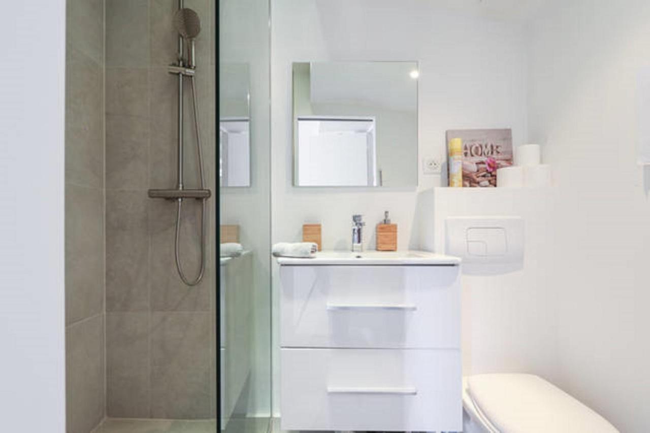 דירות ניס Gilly 4 - Exceptional 2Beds, Sea View, Modern,A/C, Old Town מראה חיצוני תמונה